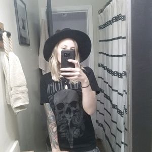 Black hat